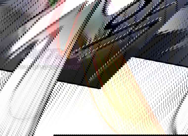 1731099034793aes6w00fqa.jpg